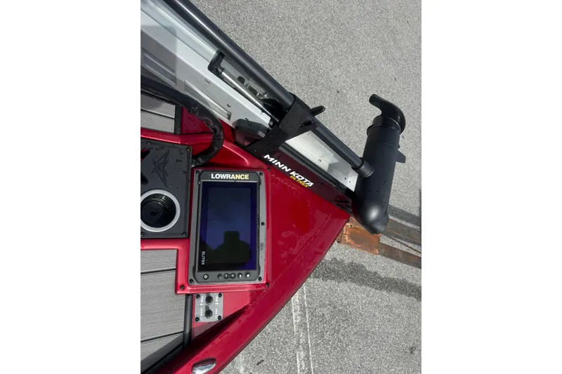 Slide: The Image of 2022 Vexus AVX1880 boat with Lowrance electronics and Minn Kota trolling motor. - 12