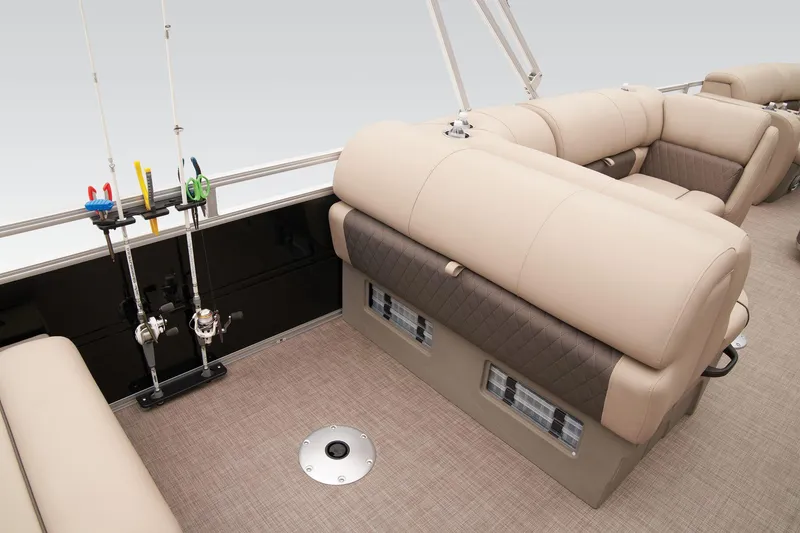 Slide: The Image of Sun Tracker SportFish 22 DLX 2025 - 63