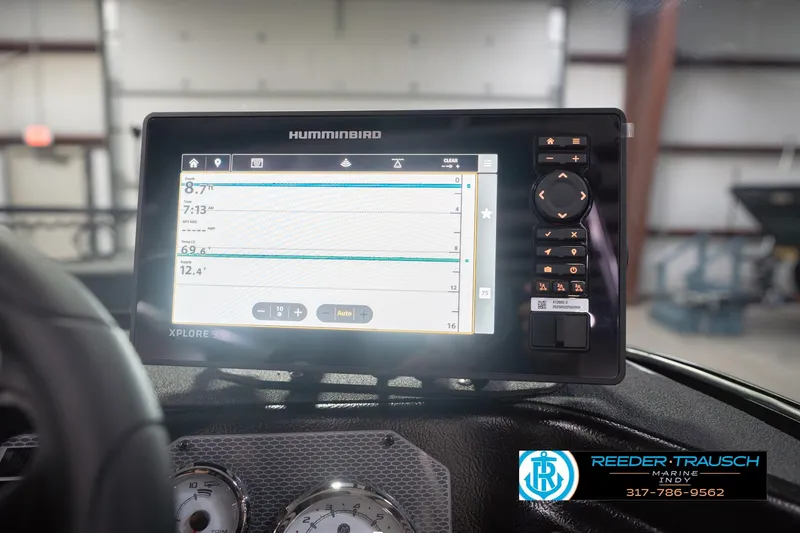 Slide: The Image of Humminbird Xplore 9 fishfinder on 2026 Lund 1875 Impact XS boat dashboard. - 36