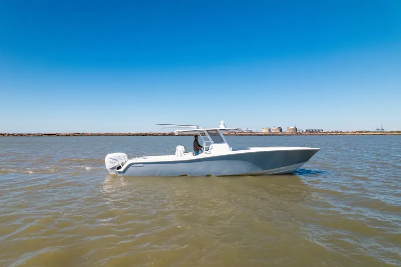 Slide: The Image of Invincible 39 Open Fisherman 2019 - 50