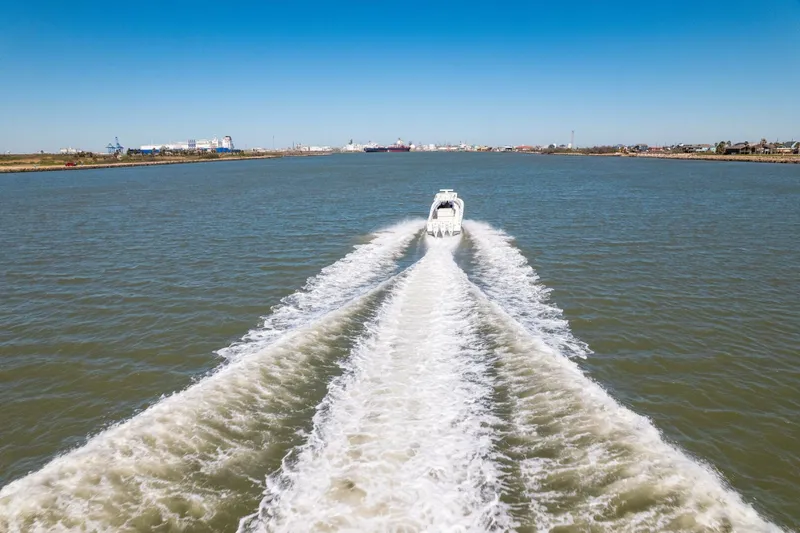 Slide: The Image of Invincible 39 Open Fisherman 2019 - 57