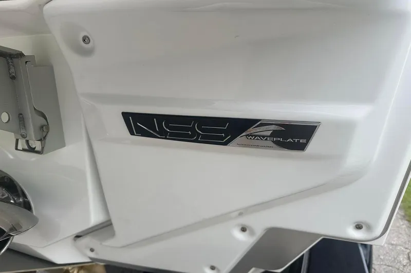 Slide: The Image of 2025 Nautique Super Air Nautique G23 NSS Waveplate detail. - 7