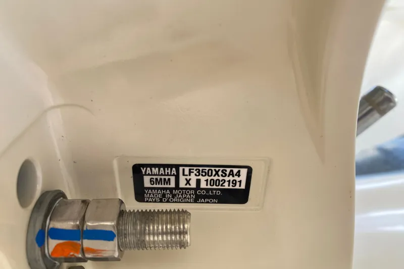 Slide: The Image of Yamaha motor label on Grady-White Freedom 307, 2026 model, showing specifications. - 18