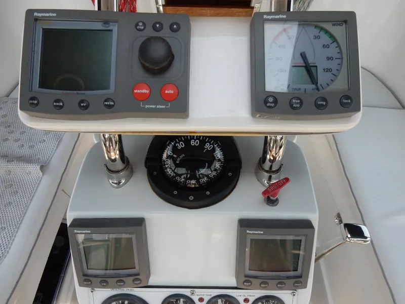 Slide: The Image of Catalina 350 2004 - 59