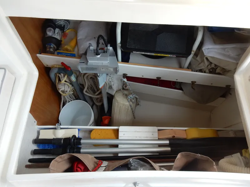 Slide: The Image of Catalina 350 2004 - 72