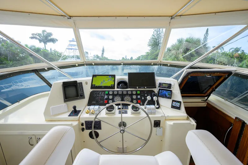 Slide: The Image of Hatteras 78 Cockpit Motor Yacht 1991 - 57
