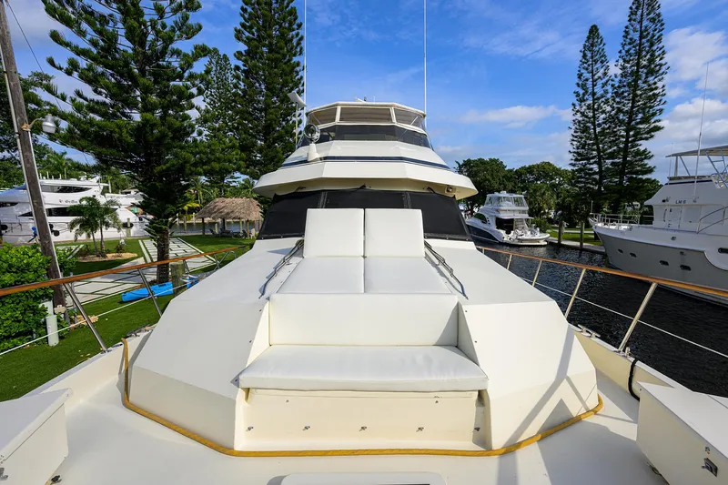 Slide: The Image of Hatteras 78 Cockpit Motor Yacht 1991 - 61