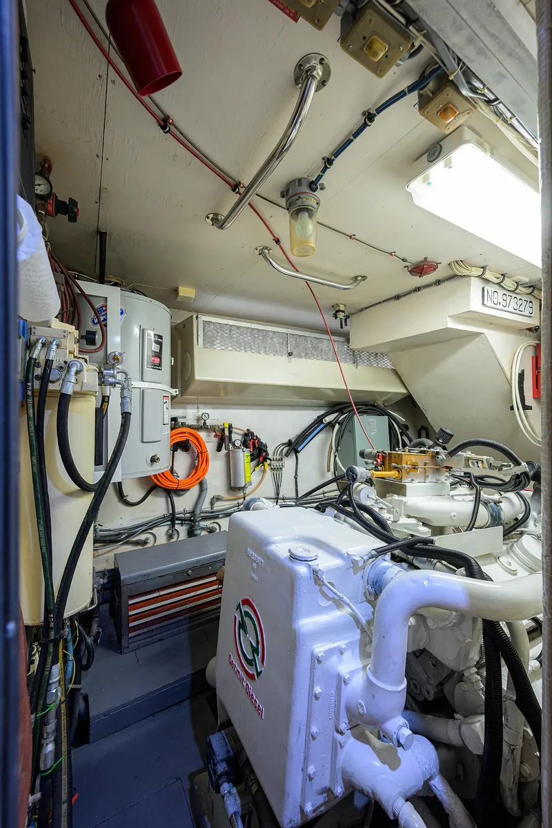 Slide: The Image of Hatteras 78 Cockpit Motor Yacht 1991 - 63