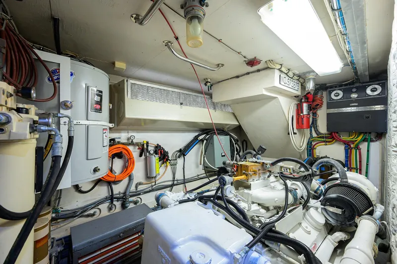 Slide: The Image of Hatteras 78 Cockpit Motor Yacht 1991 - 64