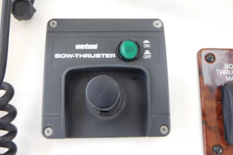 Slide: The Image of Sea Ray 480 Sedan Bridge 2003 - 23