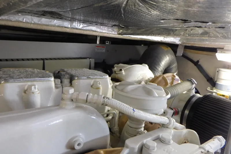 Slide: The Image of Sea Ray 480 Sedan Bridge 2003 - 92