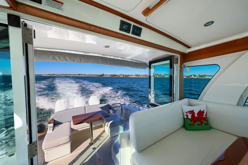 Slide: The Image of 2024 Back Cove 39O Bulkhead fully opened - 27