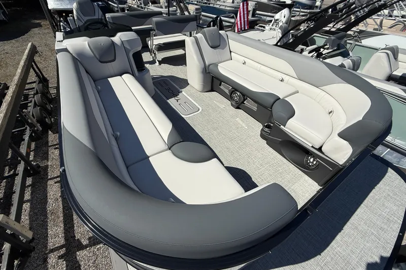 Slide: The Image of 2026 Tahoe Pontoon LTZ Entertainer with luxurious seating and modern design. - 15