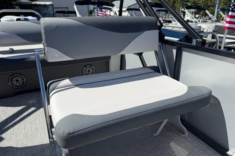 Slide: The Image of 2026 Tahoe Pontoon LTZ Entertainer boat seat with modern design and comfortable upholstery. - 4