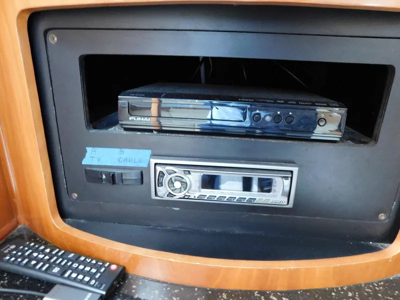 Slide: The Image of Carver 444 Cockpit Motor Yacht 2003 - 52