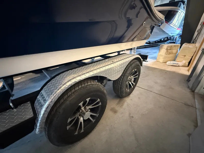 Slide: The Image of Sea Ray SPX 190 2023 - 20