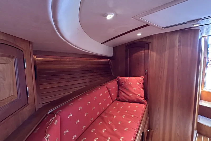 Slide: The Image of Starboard Settee - 19