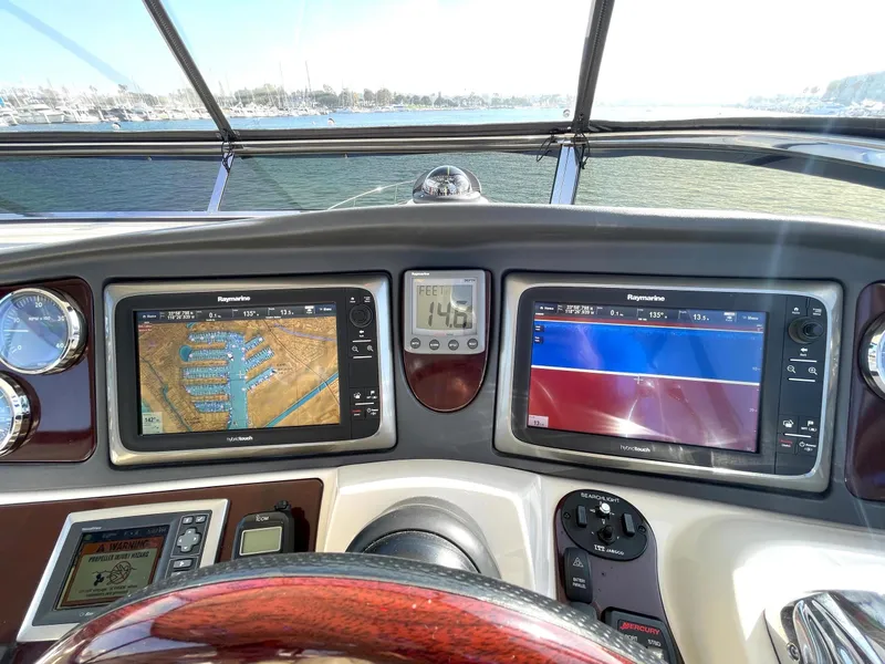 Slide: The Image of Meridian 441 Sedan 2012 - 50