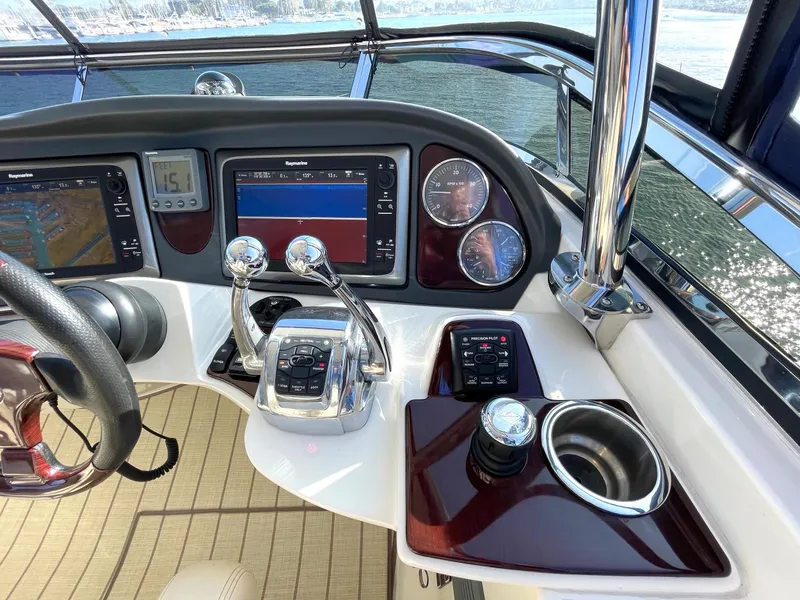 Slide: The Image of Meridian 441 Sedan 2012 - 51