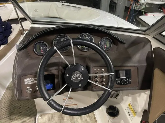 Slide: The Image of Cobalt 220S 2018 - 14