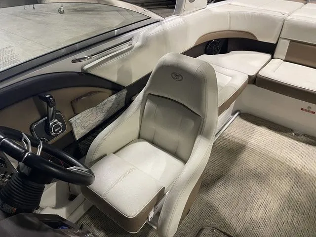 Slide: The Image of Cobalt 220S 2018 - 15