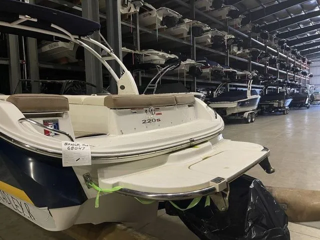 Slide: The Image of Cobalt 220S 2018 - 5