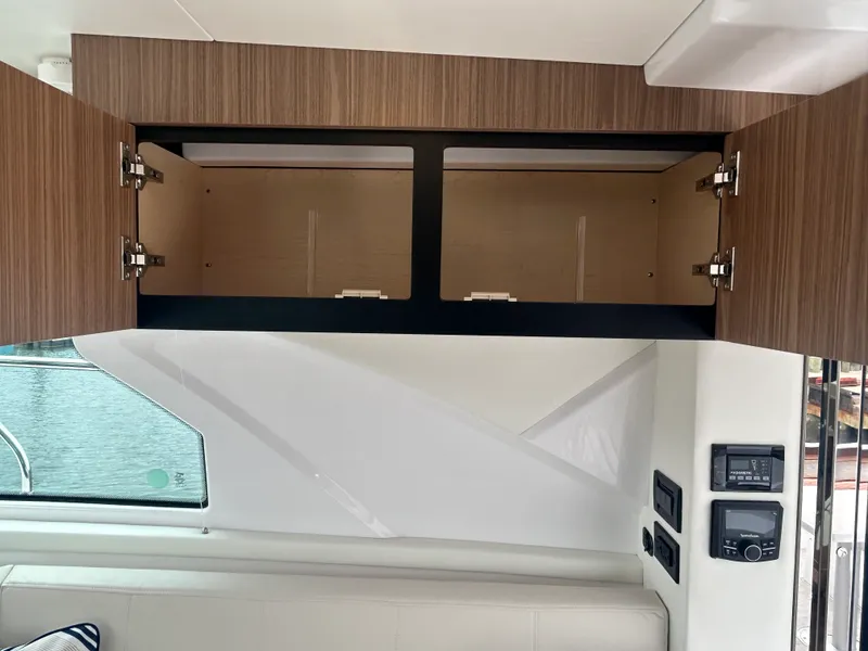 Slide: The Image of Cruisers 42 Cantius 2026 - 27