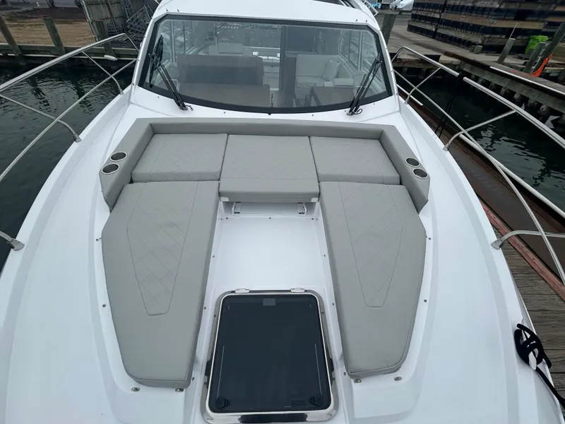 Slide: The Image of Cruisers 42 Cantius 2026 - 60