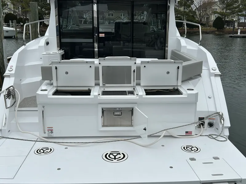 Slide: The Image of Cruisers Yachts 42 Cantius 2026 - 14