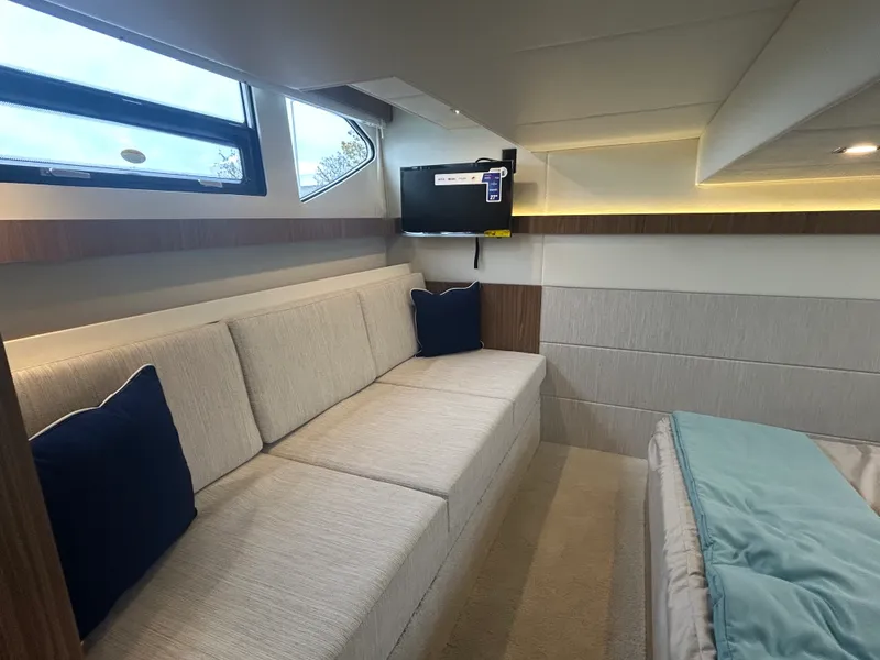 Slide: The Image of Cruisers Yachts 42 Cantius 2026 - 49