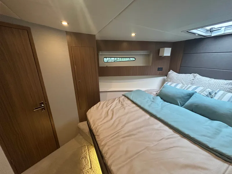 Slide: The Image of Cruisers Yachts 42 Cantius 2026 - 55