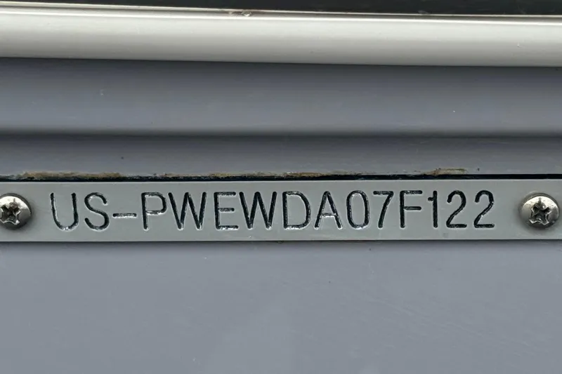Slide: The Image of Hull identification number on 2022 Wellcraft 222 Scarab Offshore boat. - 39