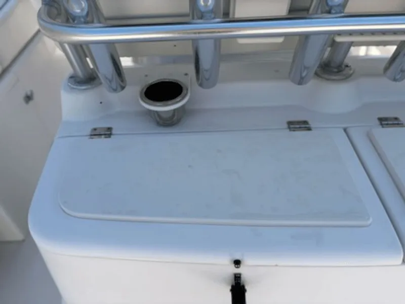 Slide: The Image of Grady-White Bimini 2004 - 15