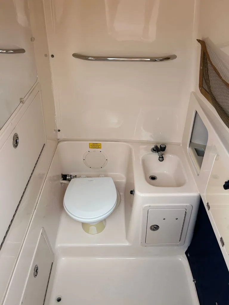 Slide: The Image of Grady-White Bimini 2004 - 18