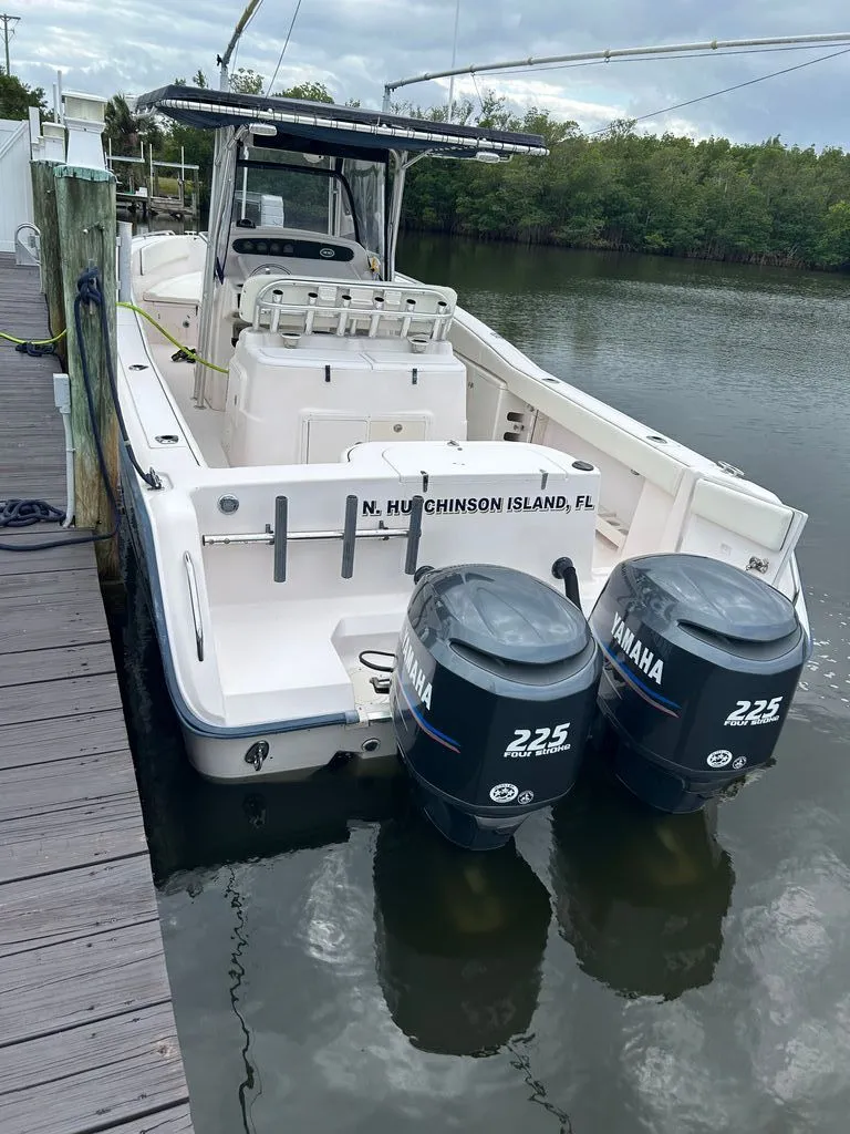 Slide: The Image of Grady-White Bimini 2004 - 24