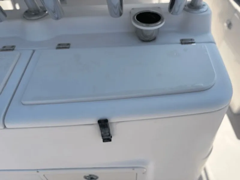 Slide: The Image of Grady-White Bimini 2004 - 28