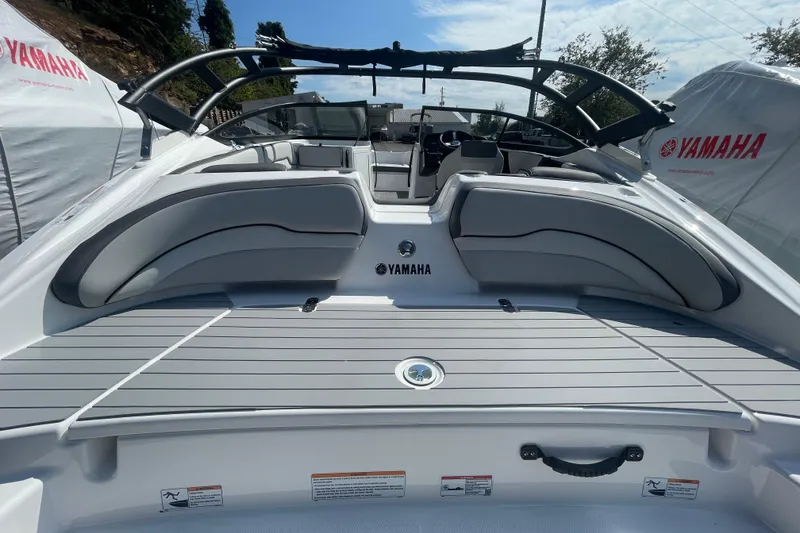 Slide: The Image of 2026 Yamaha Boats AR190 interior with sleek seating and modern design. - 19