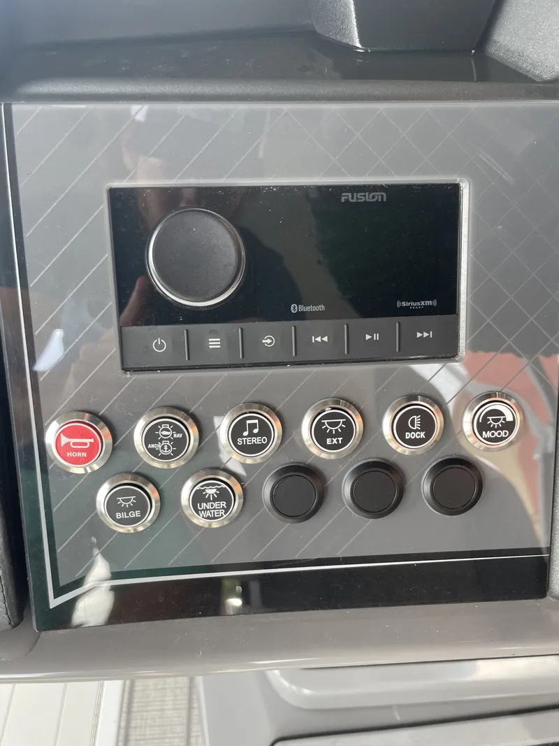 Slide: The Image of Avalon Catalina Quad Lounge Shift - 23' 2025 - 18