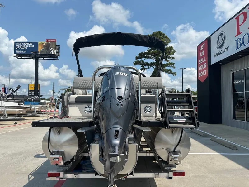 Slide: The Image of Avalon Catalina Quad Lounge Shift - 23' 2025 - 8