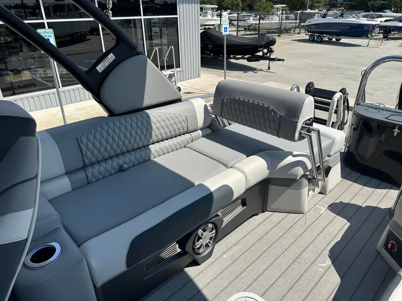 Slide: The Image of Avalon CAT QLSWA25T 2025 - 14