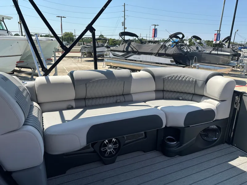 Slide: The Image of Avalon CAT QLSWA25T 2025 - 40