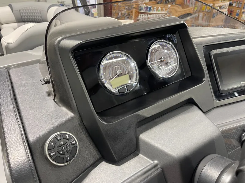 Slide: The Image of Avalon CAT VRB25T 2025 - 11