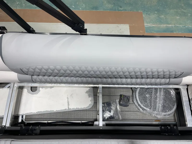 Slide: The Image of Avalon CAT VRB25T 2025 - 26