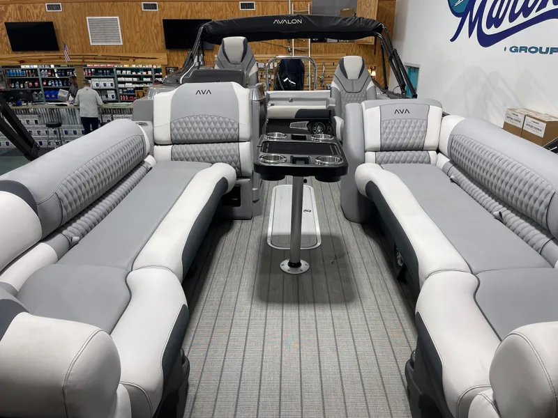 Slide: The Image of Avalon CAT VRB25T 2025 - 6