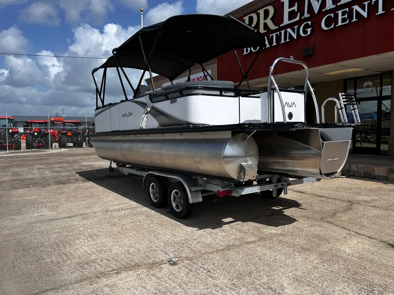 Slide: The Image of Avalon LSZ Quad Lounge - 23' 2025 - 10