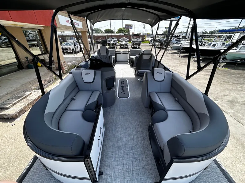 Slide: The Image of Avalon LSZ Quad Lounge - 23' 2025 - 11