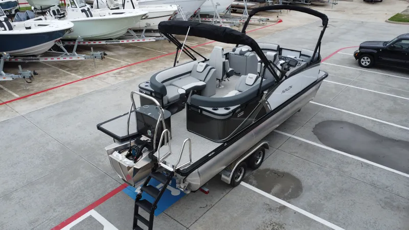 Slide: The Image of Avalon LSZ QL23T DX 2025 - 12