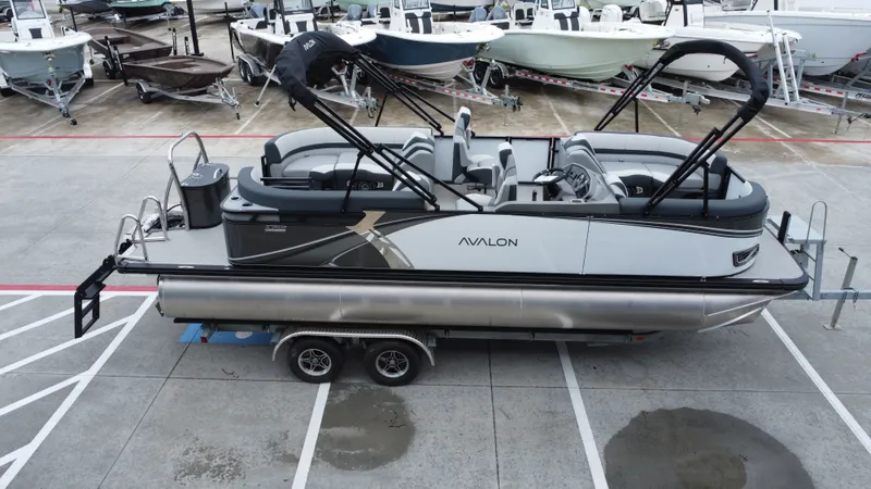 Slide: The Image of Avalon LSZ QL23T DX 2025 - 13