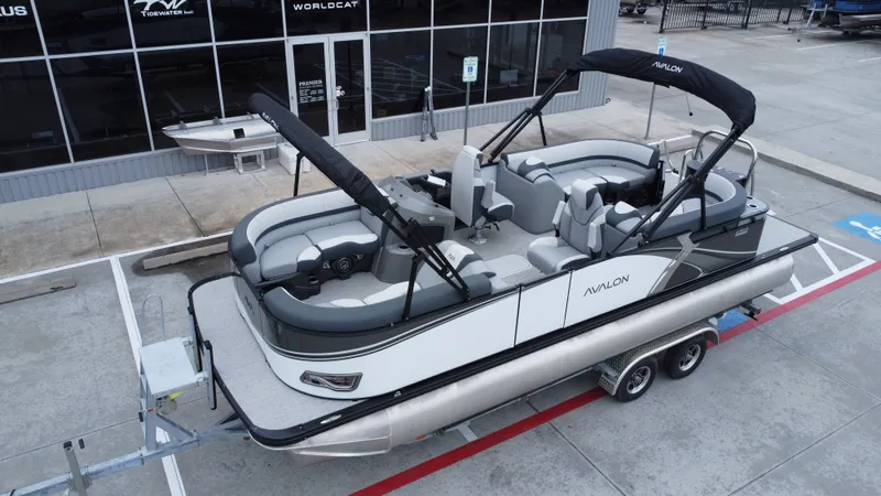 Slide: The Image of Avalon LSZ QL23T DX 2025 - 16