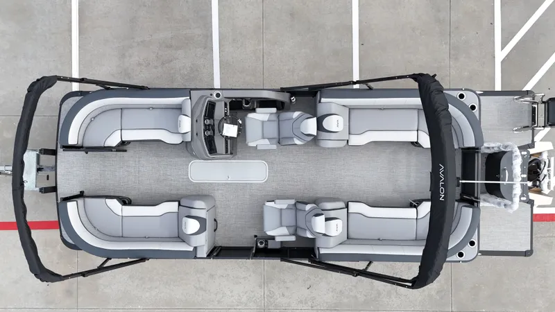Slide: The Image of Avalon LSZ Quad Lounge - 25' 2025 - 11
